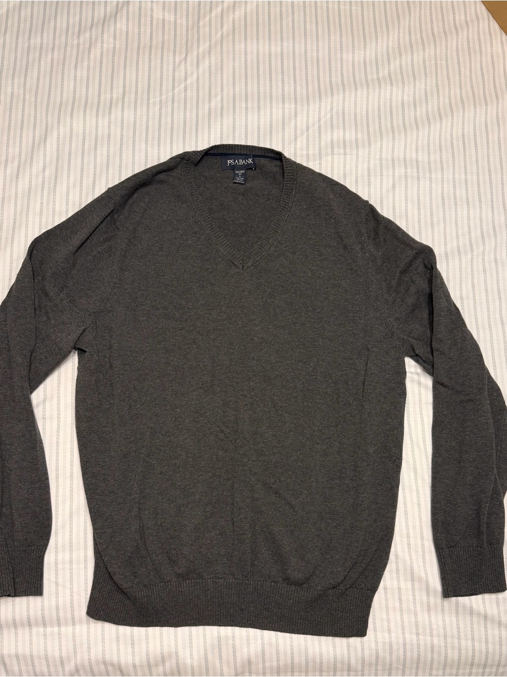 Jos. A. Bank Men's Charcoal V-Neck Sweater